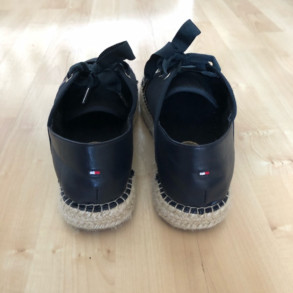 💥HP💥 Hilfiger women’s espadrilles. - Picture 7 of 7